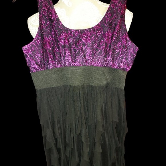 Twenty-One Tank Top Style Dress with Ruffles Junior's Size L - Picture 2 of 7
